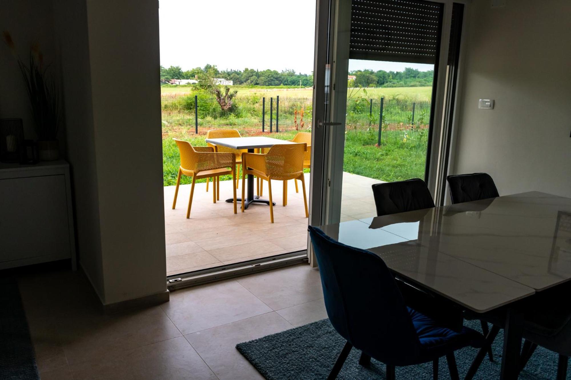 Baden Resort Basanija, Umag-With Sea View, Parking And 300M From The Beach Esterno foto